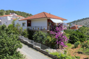 Отель Apartments by the sea Vinisce, Trogir - 10241  Винишче